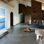 Evde 4K Sinema Deneyimi Sunan Projektör: Sony VPL-VW550ES 4K
